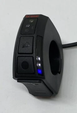 Brose Bediendisplay Ab 2020 Remote (im Bedienteil) Mit Higo-Stecker 20 Brose Bediendisplay Ab 2020 Remote (im Bedienteil) Mit Higo-Stecker -Stilvoller Laden Für Fahrradausrüstung Bulls Brose Display Remote Higo E41227 100 4058331000059 760102g