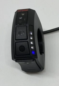 Brose Bediendisplay Ab 2020 Remote (im Bedienteil) Mit Higo-Stecker 21 Brose Bediendisplay Ab 2020 Remote (im Bedienteil) Mit Higo-Stecker -Stilvoller Laden Für Fahrradausrüstung Bulls Brose Display Remote Higo E41227 100 4058331000059 760102h