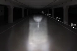 Bumm Avy IQ Mit Schalter Und Standlicht -Stilvoller Laden Für Fahrradausrüstung Lampe Scheinwerfer Bumm Lumotec Avy IQ Standlicht 162RNDI 070 20664 4006021009875d